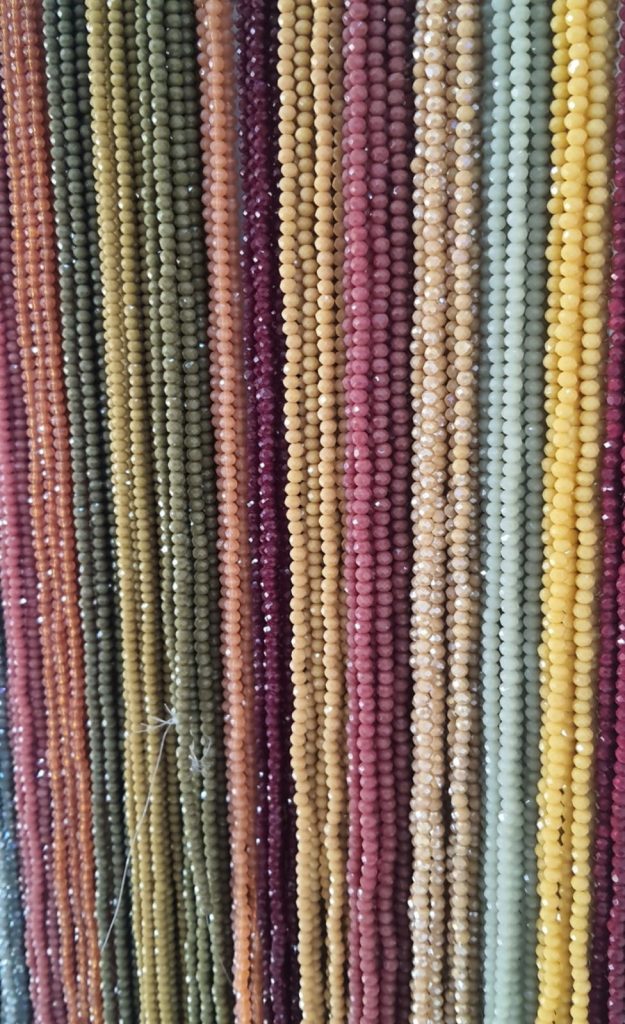 KRİSTAL BONCUK DİZİLERİ